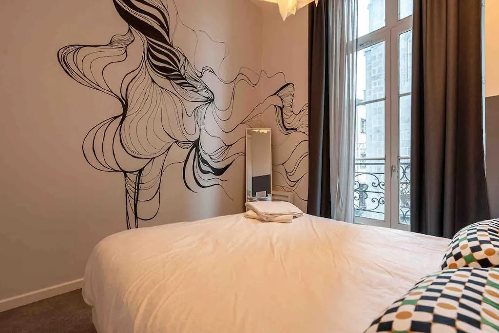 La Huppe - Bain Balneo - Riom Centre - 3 Etoiles Apartment France