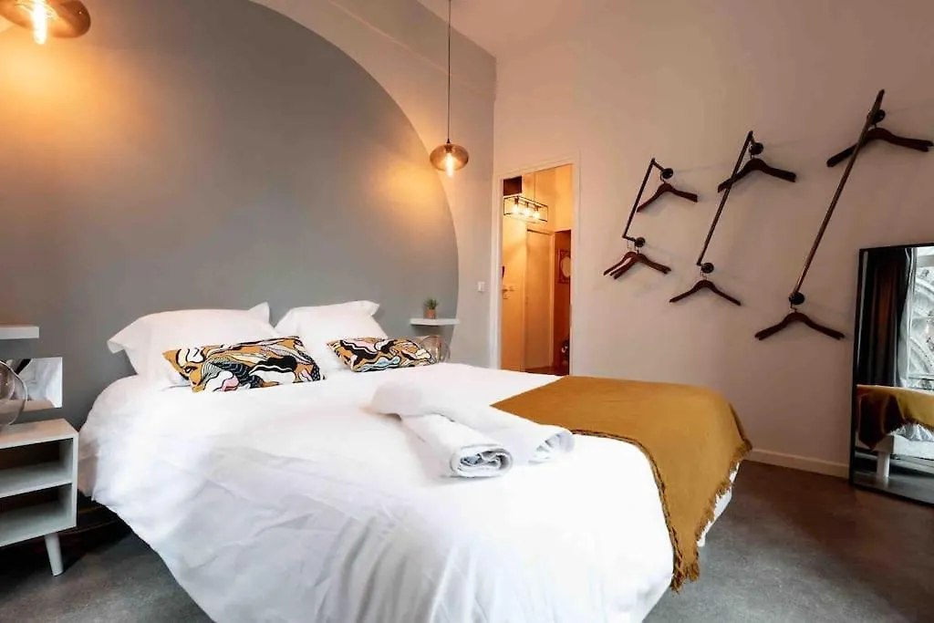 La Huppe - Bain Balneo - Riom Centre - 3 Etoiles Apartment